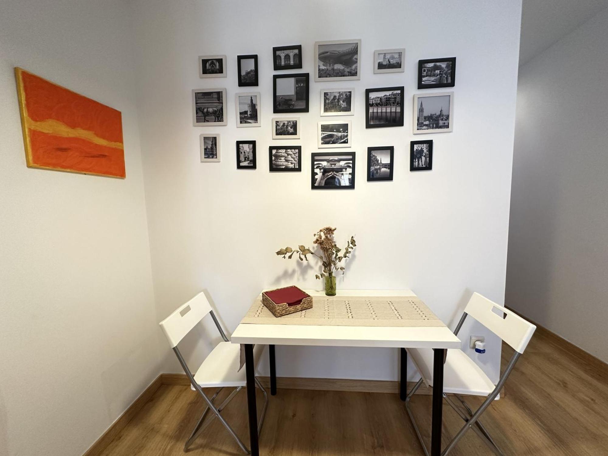 Alma De San Bernardo Apartamento Sevilla